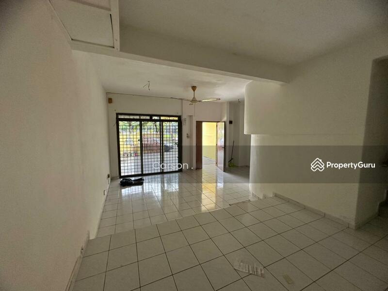 Double Storey Terrace House Taman Bukit Mewah 81200, Tampoi, Tampoi