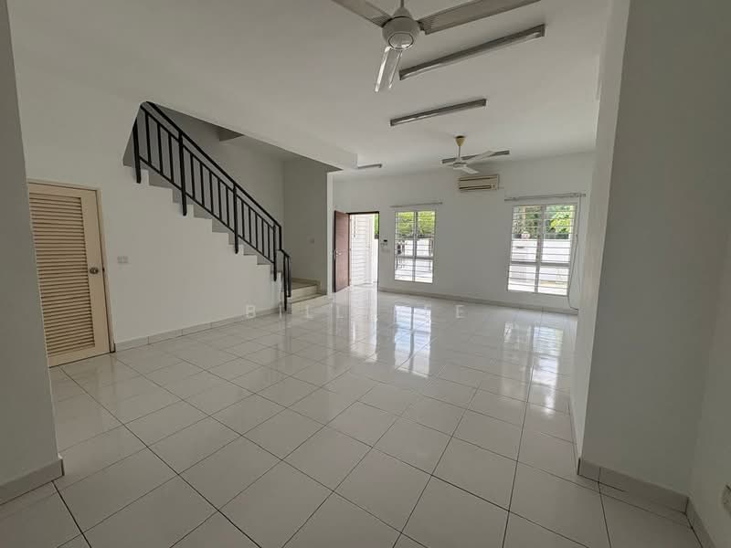 2-storey Terraced House for Rent in Semenyih (Selangor) - Bill Lee - Living Room - PropertyGuru.com.my