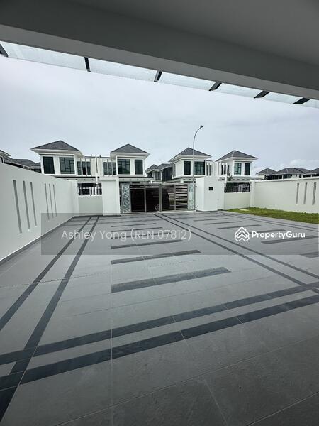 Untuk Dijual - Setia Tropika