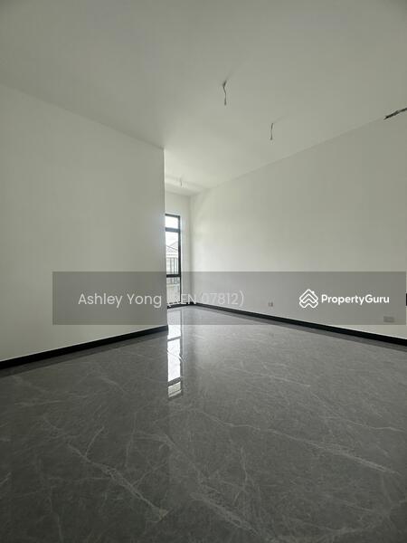 Untuk Dijual - Setia Tropika