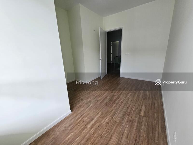 For Sale - Emerald Hill