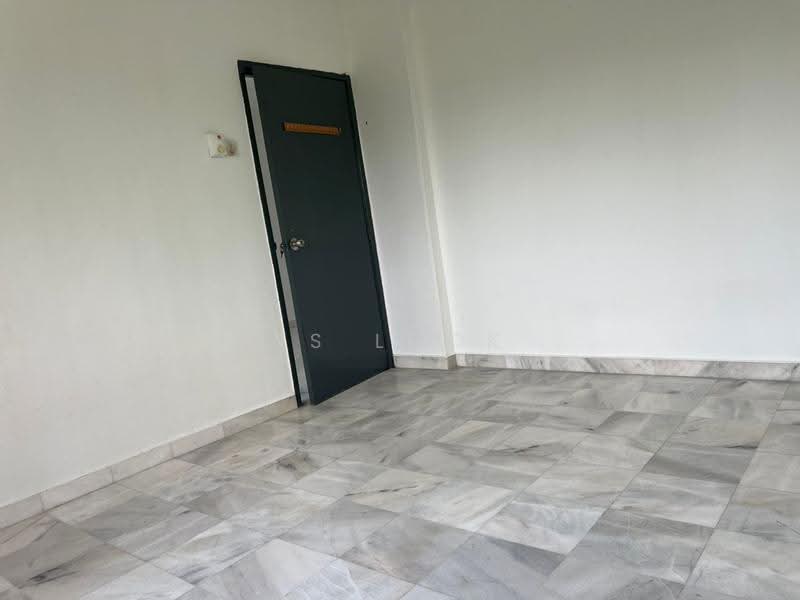 Apartment for Rent at Iris Apartment - YS Lock - Interior - PropertyGuru.com.my