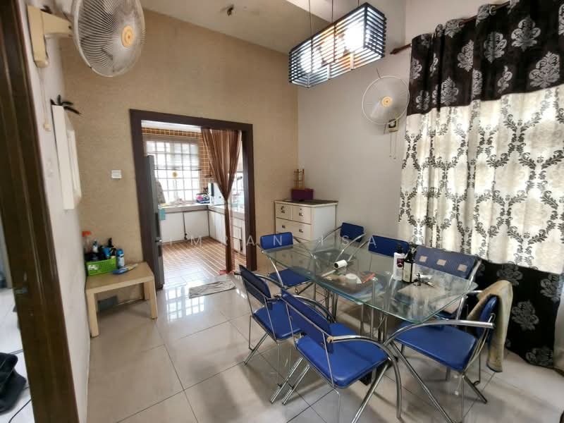 Rumah Teres untuk Dijual di Perdana College Heights (Mantin) - Imran Isa - Dining Room - PropertyGuru.com.my