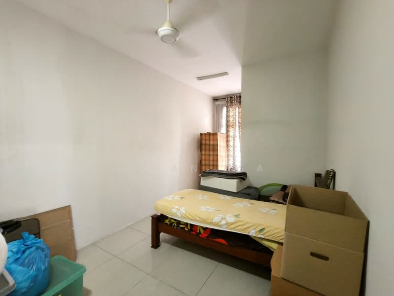 Rumah Teres untuk Dijual di Perdana College Heights (Mantin) - Imran Isa - Bedroom - PropertyGuru.com.my