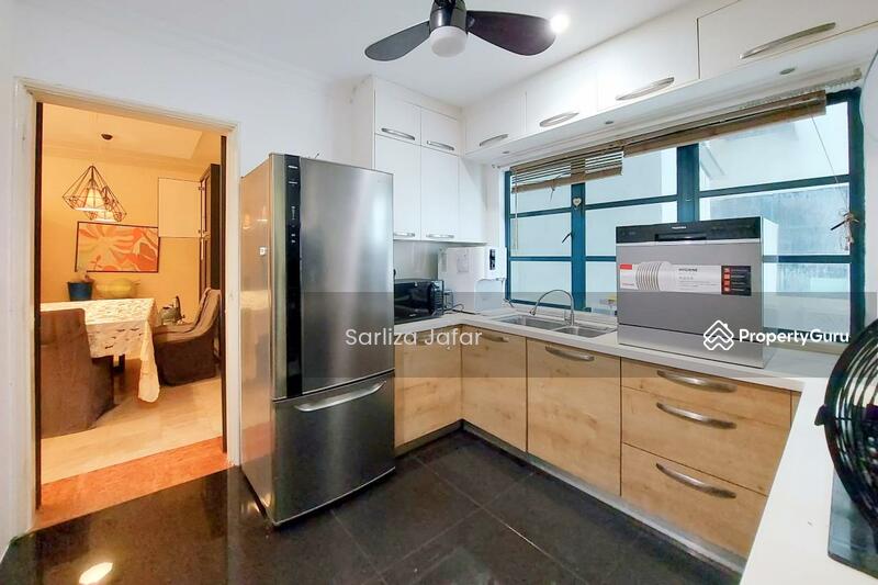 Corinthian Condominium, Lorong Binjai, KL City, Kuala Lumpur, 3