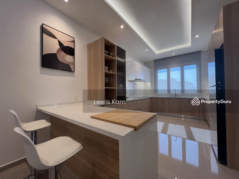 Rumah Teres 3 Tingkat untuk Dijual di Batu Ferringhi (Penang) - Lewis Kam - PropertyGuru.com.my