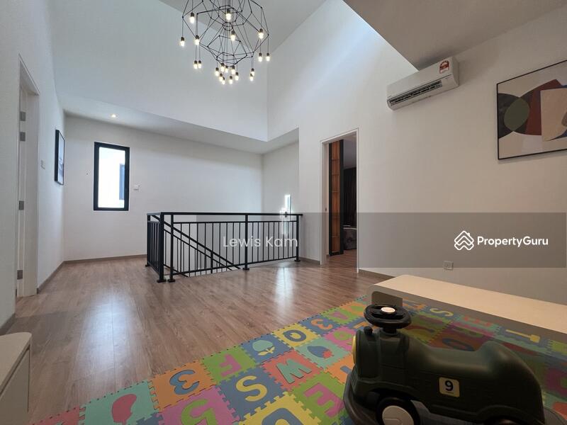 Rumah Teres 3 Tingkat untuk Dijual di Batu Ferringhi (Penang) - Lewis Kam - PropertyGuru.com.my
