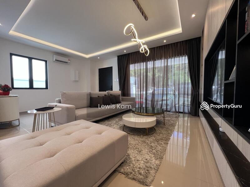 Rumah Teres 3 Tingkat untuk Dijual di Batu Ferringhi (Penang) - Lewis Kam - PropertyGuru.com.my