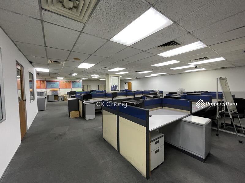 Untuk Disewa - Plaza Permata