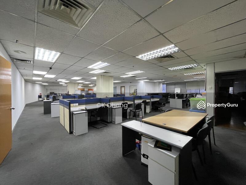 Untuk Disewa - Plaza Permata