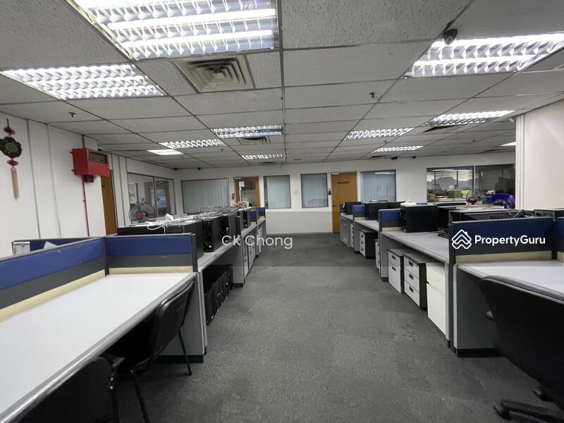 Untuk Disewa - Plaza Permata