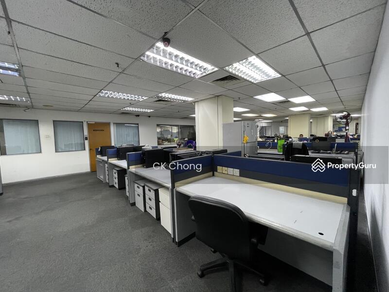 Untuk Disewa - Plaza Permata