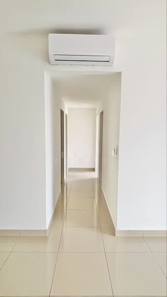 Kondominium untuk Disewa di M Adora - Erin Yusof - Corridor - PropertyGuru.com.my