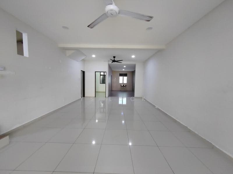 Terraced House for Rent in Nilai (Negeri Sembilan) - YS Lock - Living Room - PropertyGuru.com.my