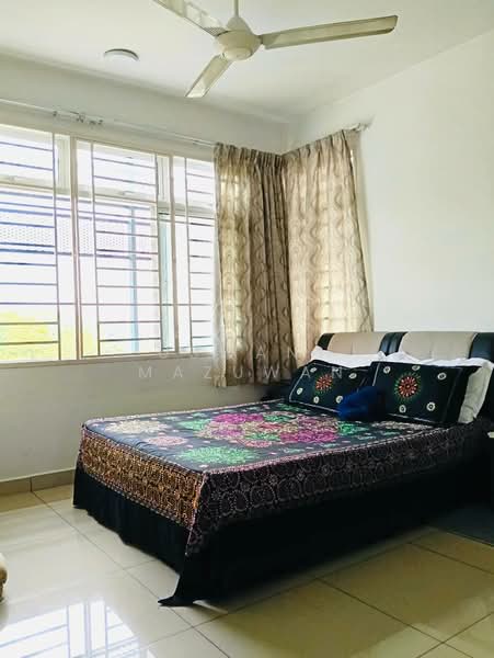 Apartment for Rent at Dwiputra Residences - Uswani Mazuwan - Bedroom - PropertyGuru.com.my