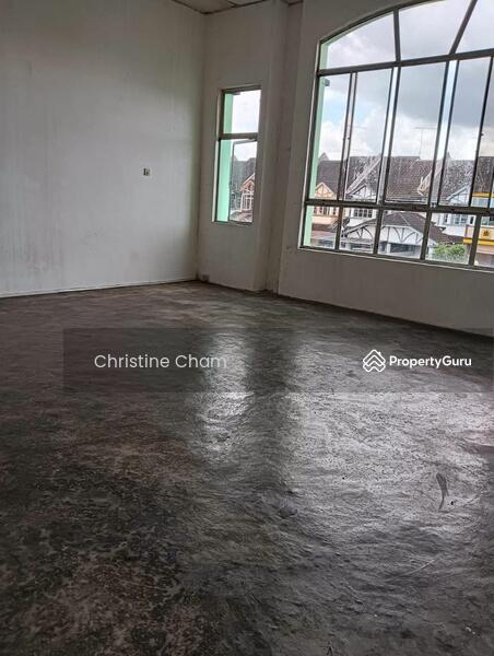 Untuk Disewa - Shop at Kota Tinggi