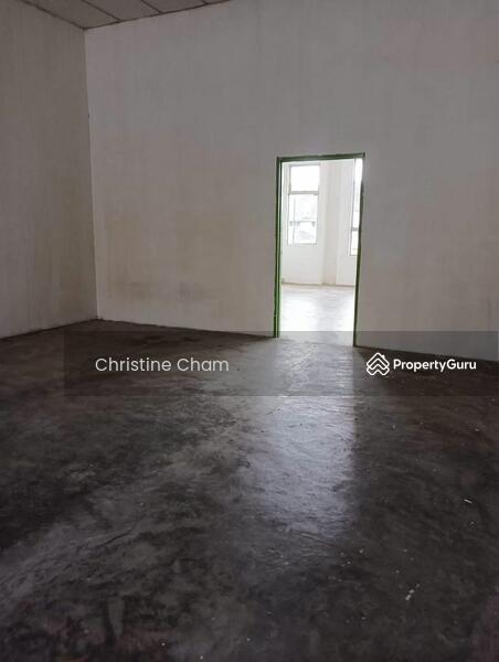 Untuk Disewa - Shop at Kota Tinggi