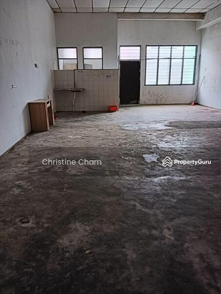 Untuk Disewa - Shop at Kota Tinggi