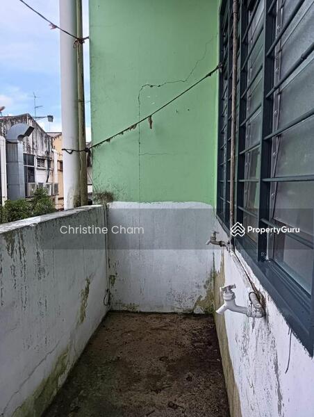 Untuk Disewa - Shop at Kota Tinggi