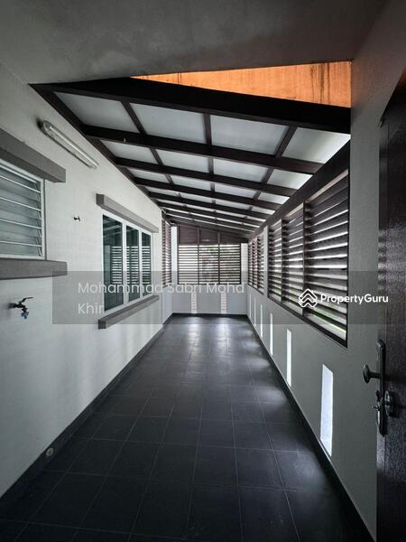 Rumah Teres 2 Tingkat untuk Dijual di Bandar Enstek (Negeri Sembilan) - Mohammad Sabri Mohd Khir - First floor. Clothes drying area.  - PropertyGuru.com.my