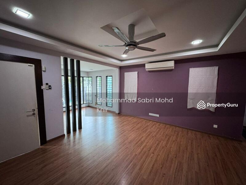 Rumah Teres 2 Tingkat untuk Dijual di Bandar Enstek (Negeri Sembilan) - Mohammad Sabri Mohd Khir - Ground floor. Living area with wood floor finishes.  - PropertyGuru.com.my