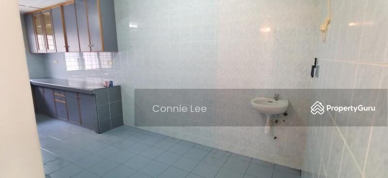 Untuk Disewa - Jalan Nuri Puchong Jaya