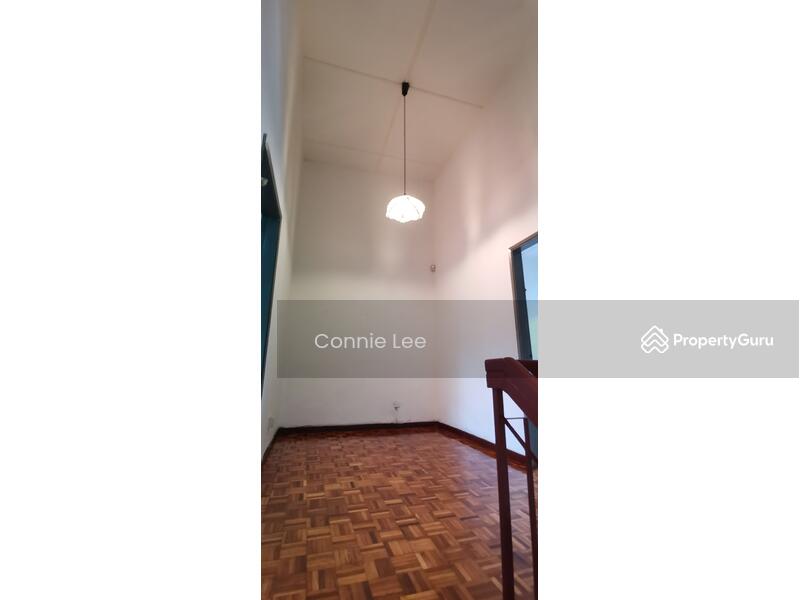 Untuk Disewa - Jalan Nuri Puchong Jaya