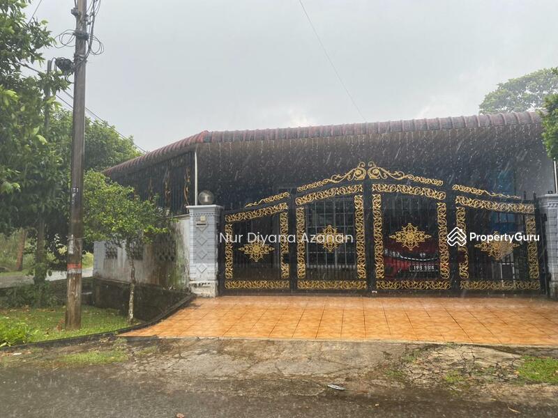 CORNER LOT, TAMAN TIONG, KULIM, Kulim, Kedah, 4 Bedrooms, 2443 sqft, 1