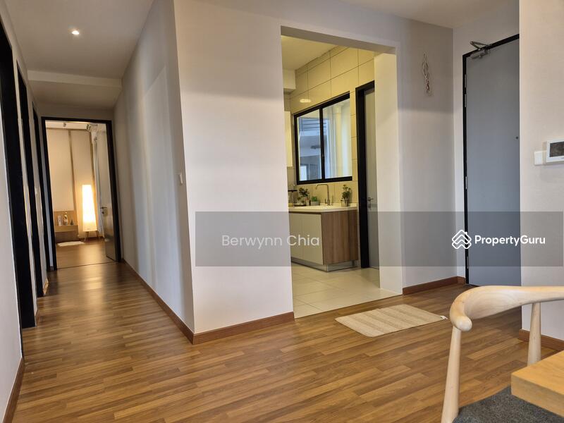 Kitchen & Corridor