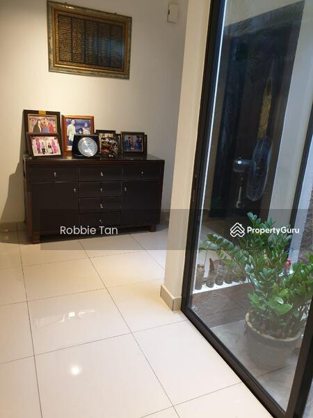 Untuk Dijual - Johor Bahru, Larkin