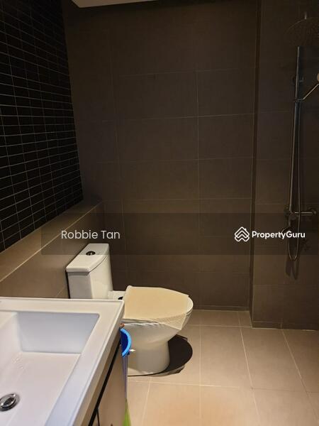 Untuk Dijual - Johor Bahru, Larkin