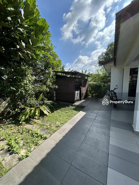 Untuk Dijual - Johor Bahru, Larkin