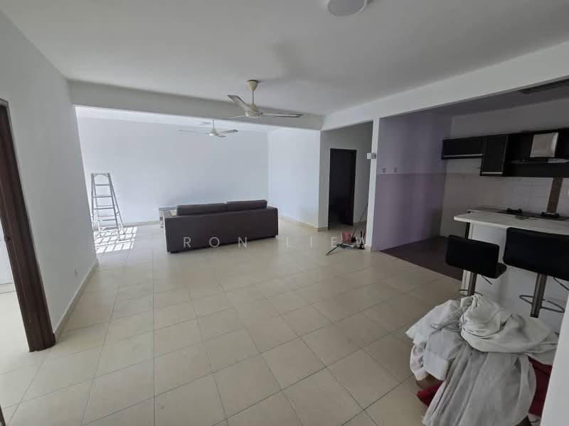 Kondominium untuk Dijual di Villa Park - Ron Liew - Living Room - PropertyGuru.com.my