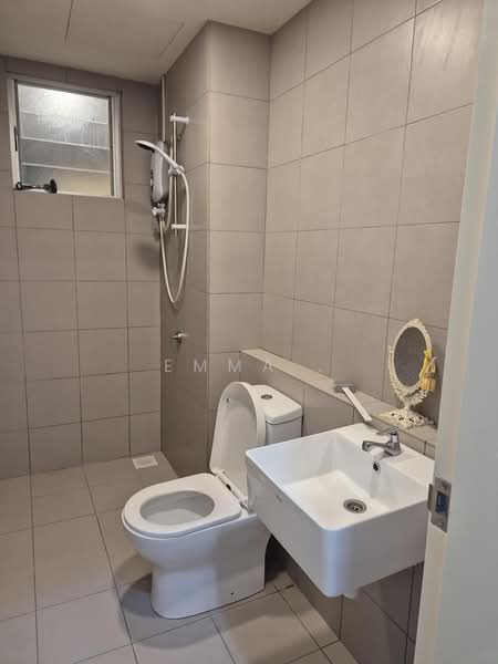 Kondominium untuk Disewa di Lakefront Homes - Emma . - Bathroom - PropertyGuru.com.my