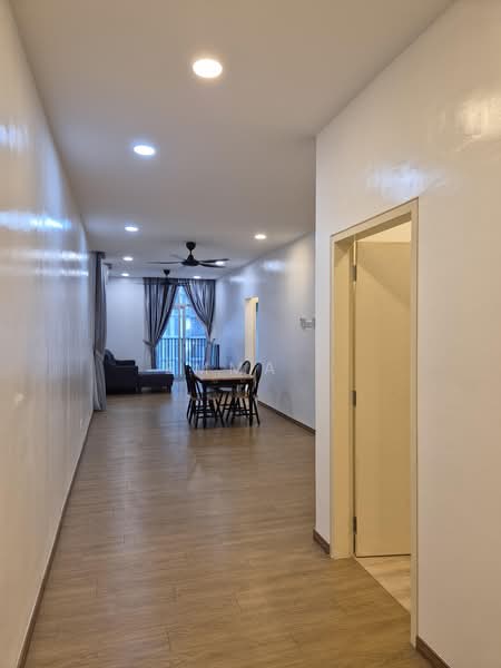 Kondominium untuk Disewa di Lakefront Homes - Emma . - Living Room - PropertyGuru.com.my