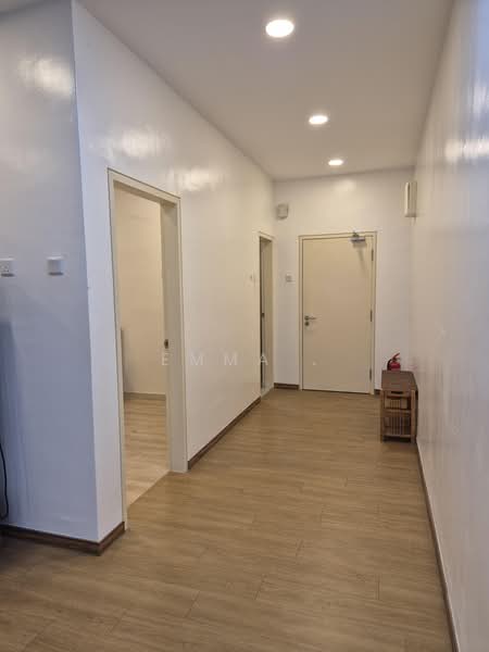 Kondominium untuk Disewa di Lakefront Homes - Emma . - Corridor - PropertyGuru.com.my