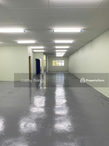 Untuk Disewa - Kawasan Perusahaan Bukit Angkat