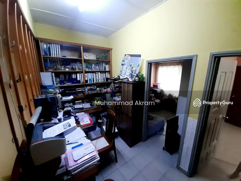 Corner Lot Double Storey Section 8 Shah Alam 5425Sqft Land Area