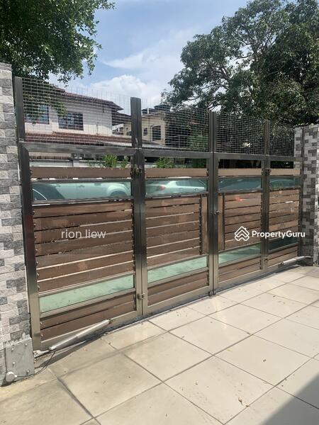 For Sale - Seri Gembangan double storey corner