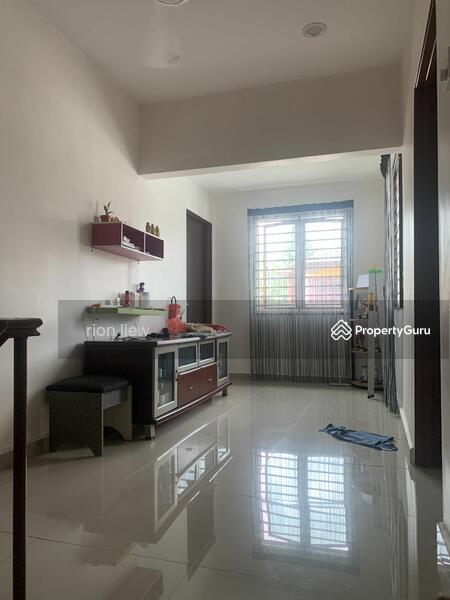 For Sale - Seri Gembangan double storey corner