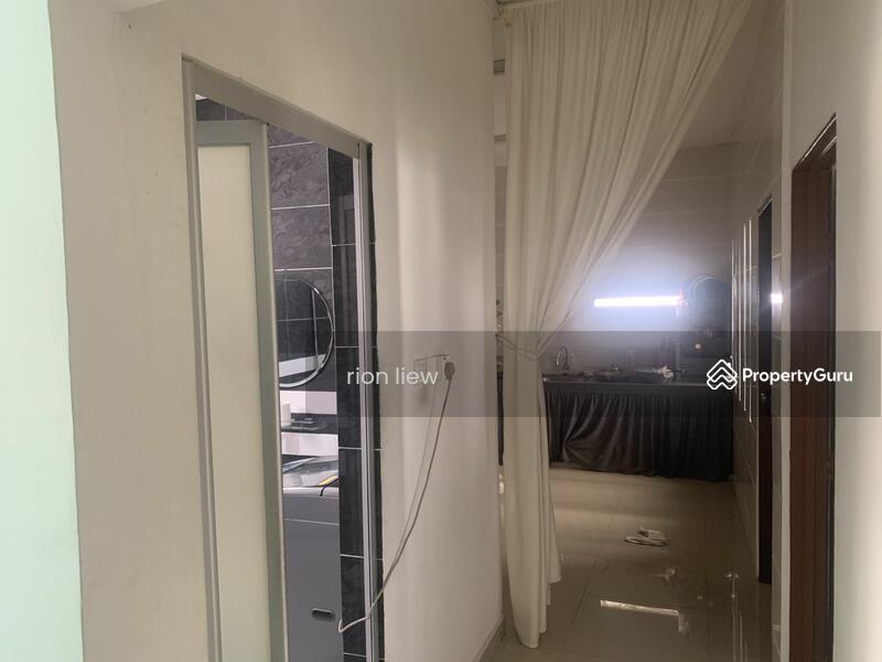 For Sale - Seri Gembangan double storey corner