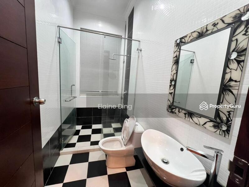 Bungalow for Rent in Seri Kembangan (Selangor) - Elaine Ding - PropertyGuru.com.my