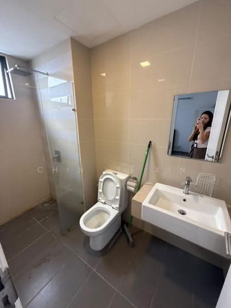 Kediaman Servis untuk Disewa di United Point (Residensi Berpadu) - Chin Yee Xin - Bathroom - PropertyGuru.com.my