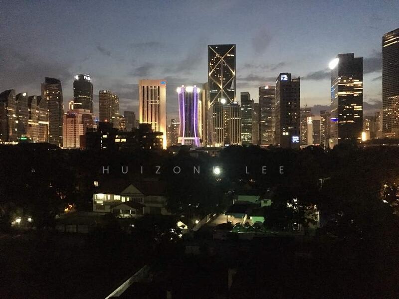 Untuk Disewa - Megan Ambassy