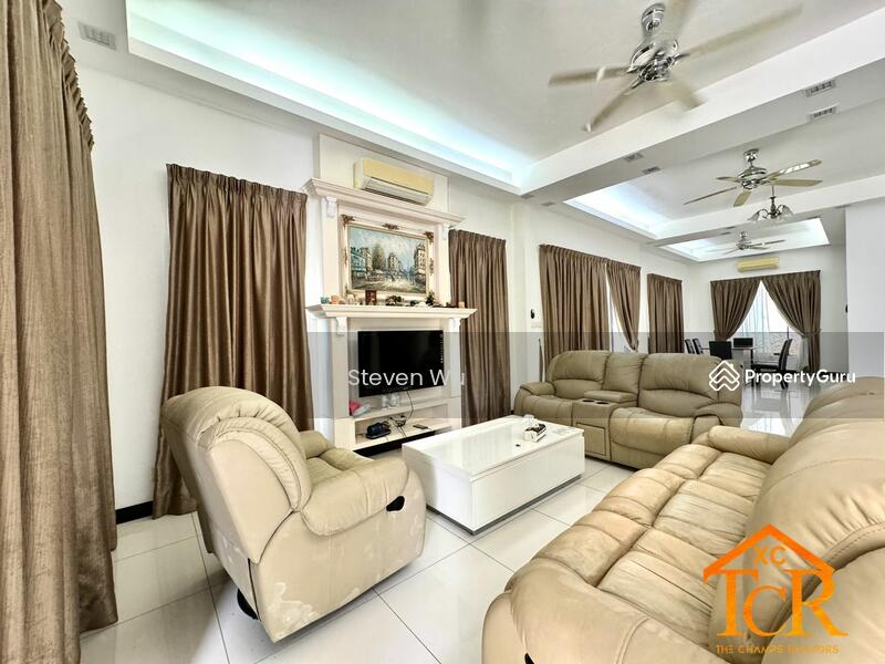 Fully Renovated 2 Storey SemiD House Setia Ecopark Tropika Phase