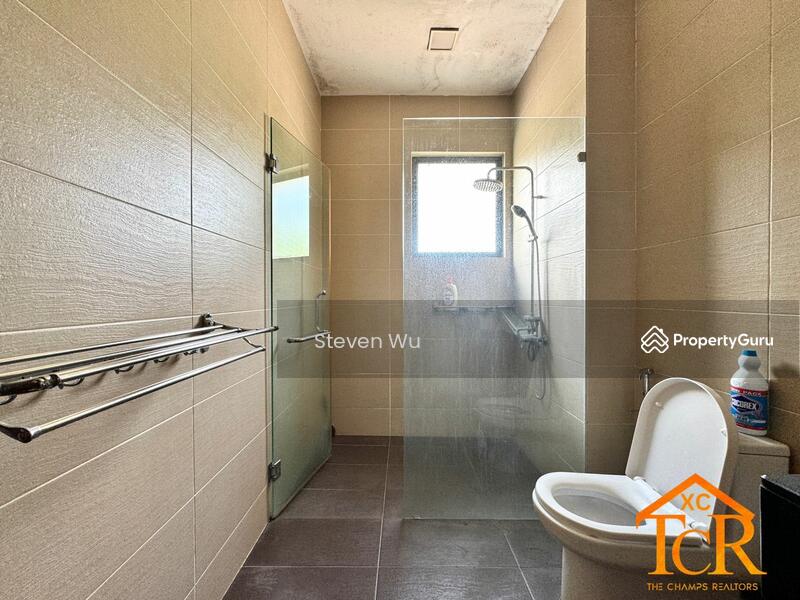 Fully Renovated 2 Storey SemiD House Setia Ecopark Tropika Phase