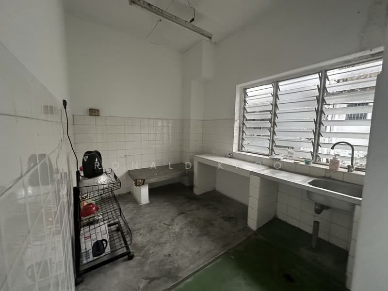 2-storey Terraced House for Sale in Petaling Jaya (Selangor) - Ronald Khoo - Kitchen - PropertyGuru.com.my