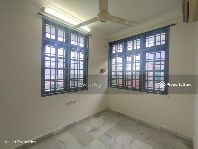 2.5-storey Terraced House for Sale in Taman Fair Park (Ipoh) - Vivien Ng - PropertyGuru.com.my