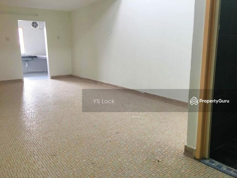 Rumah Teres 1 Tingkat untuk Disewa di Taman Taynton View (Cheras) - YS Lock - PropertyGuru.com.my