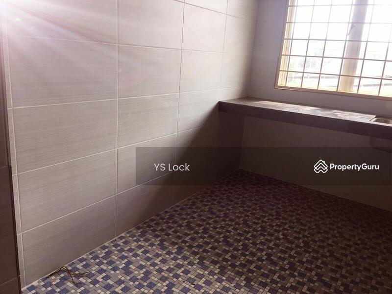 Rumah Teres 1 Tingkat untuk Disewa di Taman Taynton View (Cheras) - YS Lock - PropertyGuru.com.my